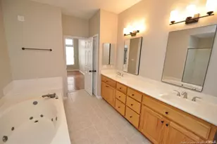 133 Cumberland Green Dr, Cary, NC 27513 - Photo 25