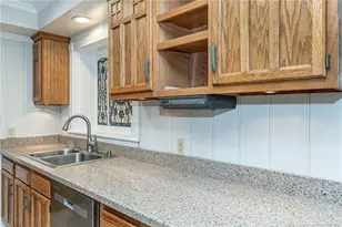 222 Valley Rd, Fayetteville, NC 28305 - Photo 13