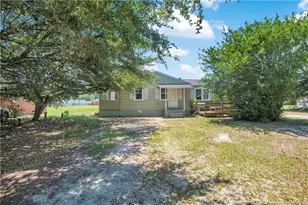 1733/1737 Cumberland Dr, Fayetteville, NC 28311 - Photo 1
