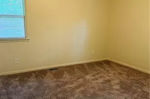 1610 Diplomat Dr, Fayetteville, NC 28304 - Photo 13