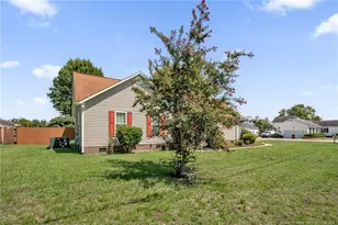 8137 Rockfish Rd, Raeford, NC 28376 - Photo 3
