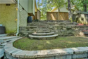 304 Whipple Tree Ln, Fayetteville, NC 28314 - Photo 23