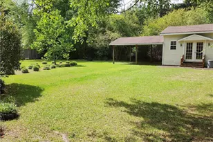 191 Drew St, Raeford, NC 28376 - Photo 11