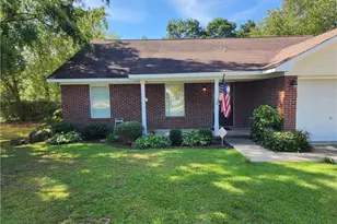 191 Drew St, Raeford, NC 28376 - Photo 7