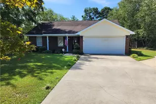 191 Drew St, Raeford, NC 28376 - Photo 3