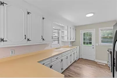 4933 Redwood Drive, Fayetteville, NC 28304 - Photo 11