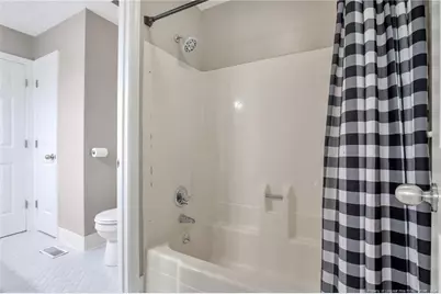 3614 Lakeshore Drive, Hope Mills, NC 28348 - Photo 17