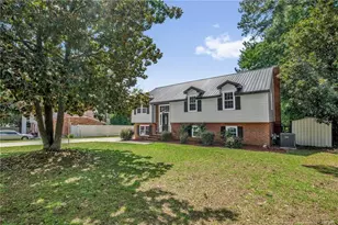 3614 Lakeshore Dr, Hope Mills, NC 28348 - Photo 1