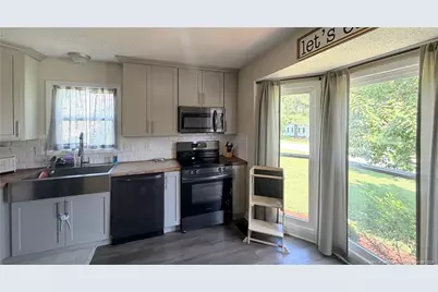 6374 Lake Trail Drive, Fayetteville, NC 28304 - Photo 7