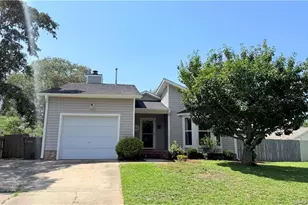 6374 Lake Trail Dr, Fayetteville, NC 28304 - Photo 3