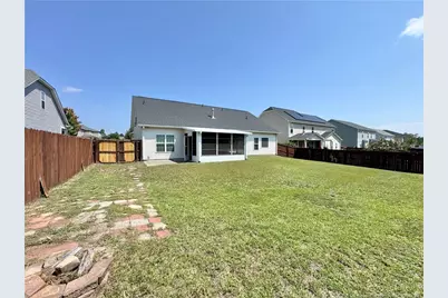 1012 Ronald Reagan Drive, Fayetteville, NC 28311 - Photo 19