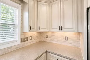 1918 Sunshine Ct, Hope Mills, NC 28348 - Photo 15