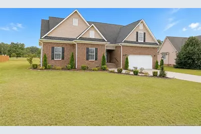 1918 Sunshine Court, Hope Mills, NC 28348 - Photo 3
