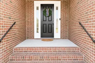 1918 Sunshine Ct, Hope Mills, NC 28348 - Photo 5