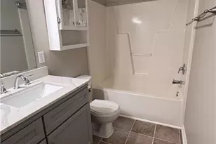 3028 Coachway Dr, Fayetteville, NC 28306 - Photo 9