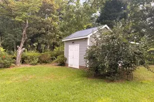 4117 Vann Dr, Lumberton, NC 28358 - Photo 5