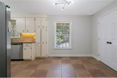 2600 Colgate Drive, Fayetteville, NC 28304 - Photo 9