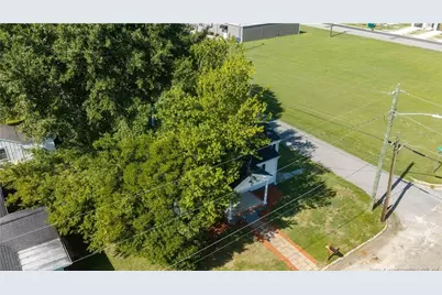 219 W Brocklyn Street, Benson, NC 27504 - Photo 29