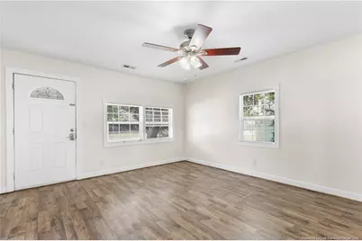219 W Brocklyn Street, Benson, NC 27504 - Photo 3