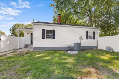 219 W Brocklyn Street, Benson, NC 27504 - Photo 21