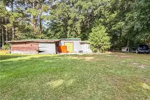 427 Lark Ave, Lumberton, NC 28358 - Photo 19