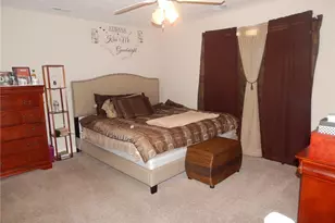 2233 Cliff Swallow Drive, Fayetteville, NC 28306 - Photo 9