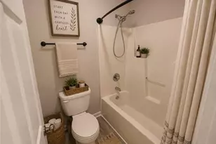 6762 Candlewood Dr, Fayetteville, NC 28314 - Photo 11