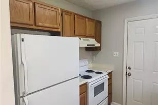 5598 Quietwood Pl, Fayetteville, NC 28304 - Photo 7