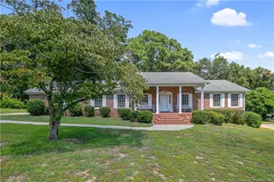 225 Vivian Dr, Fayetteville, NC 28311 - Photo 1