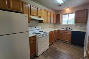 2380 Oak St, Lumberton, NC 28358 - Photo 3