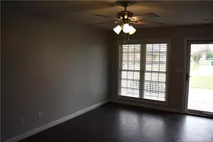 1006 Pinecrest Dr, Lumberton, NC 28358 - Photo 3