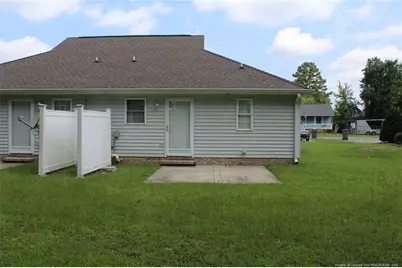 1006 Pinecrest Drive #B, Lumberton, NC 28358 - Photo 17