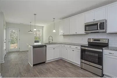 907 Rochester Drive #B, Fayetteville, NC 28305 - Photo 11