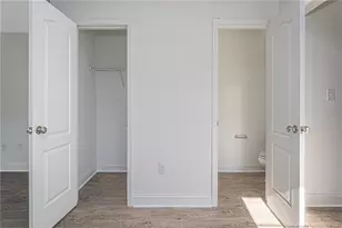 907 Rochester Dr, Fayetteville, NC 28305 - Photo 9