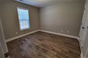 1700 E 7th St, Lumberton, NC 28358 - Photo 7