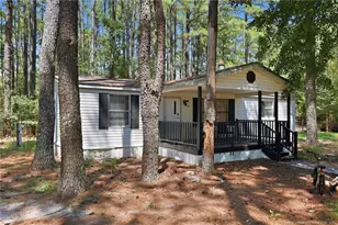 22 W Governor Brandon St, Spring Lake, NC 28390 - Photo 3