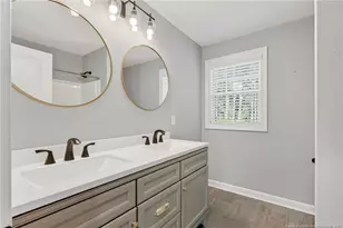 30261 East Lake Dr, Wagram, NC 28396 - Photo 21
