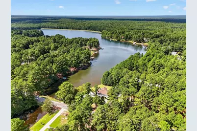 30261 East Lake Drive, Wagram, NC 28396 - Photo 45