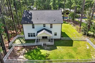 30261 East Lake Dr, Wagram, NC 28396 - Photo 39
