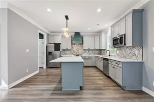 30261 East Lake Dr, Wagram, NC 28396 - Photo 11