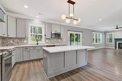 30261 East Lake Drive, Wagram, NC 28396 - Photo 9