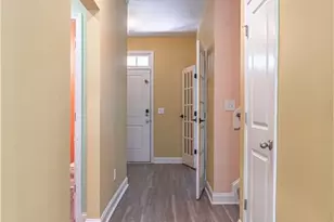 170 Lakeview Dr, Southern Pines, NC 28387 - Photo 5