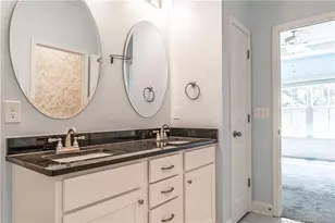 170 Lakeview Dr, Southern Pines, NC 28387 - Photo 27
