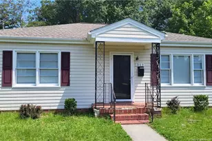 311 E 16th St, Lumberton, NC 28358 - Photo 1