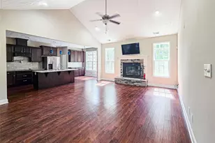 1015 Hobson Rd, Raeford, NC 28376 - Photo 7
