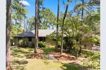 1235 E Hedgelawn Way, Southern Pines, NC 28387 - Photo 1