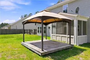 939 Montrose Rd, Raeford, NC 28376 - Photo 7