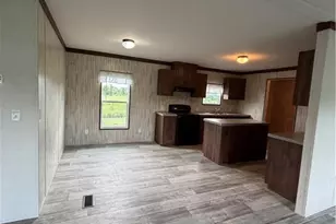 888 Roberta Rd, Fairmont, NC 28340 - Photo 3