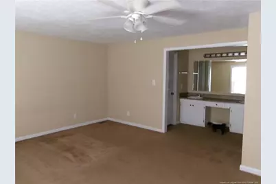 301 W Vinson Avenue, Autryville, NC 28318 - Photo 13