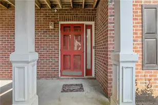 352 Bubble Creek Ct, Fayetteville, NC 28311 - Photo 3